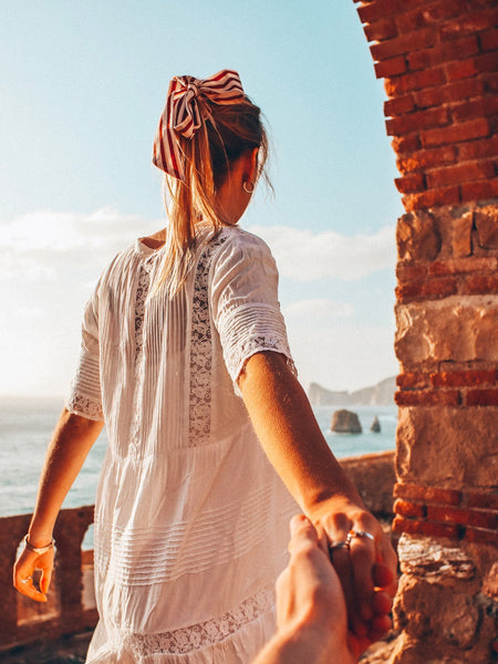 HANNA TOMAS: JETSETTER