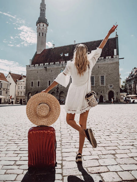 Styling Your Black Coral Outfits for Stunning Travel IG Photos